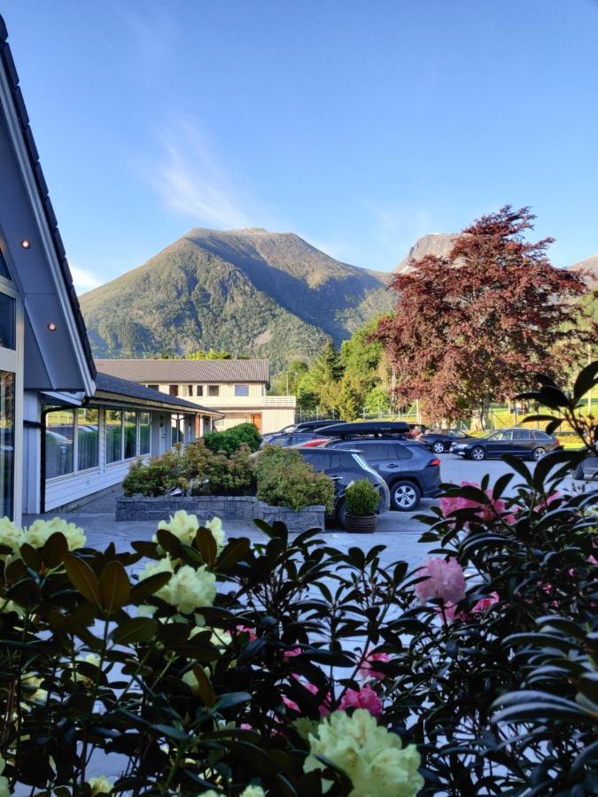 Rosendal Fjordhotel Kültér fotó